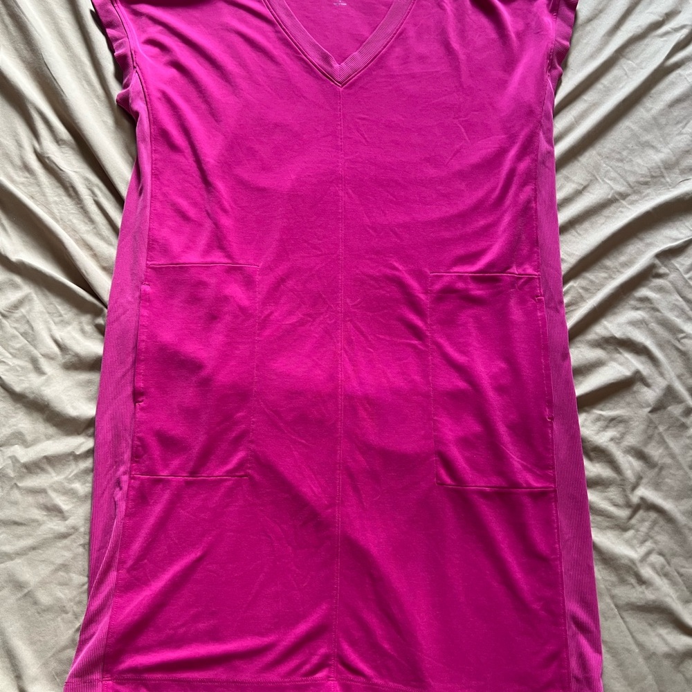Lou & Grey Pink V-Neck Dress